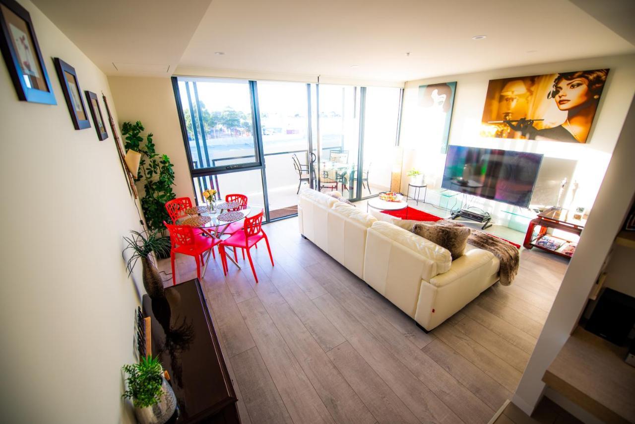 Modern, Clean, Luxury At The Right Price..... Appartement Maribyrnong Buitenkant foto