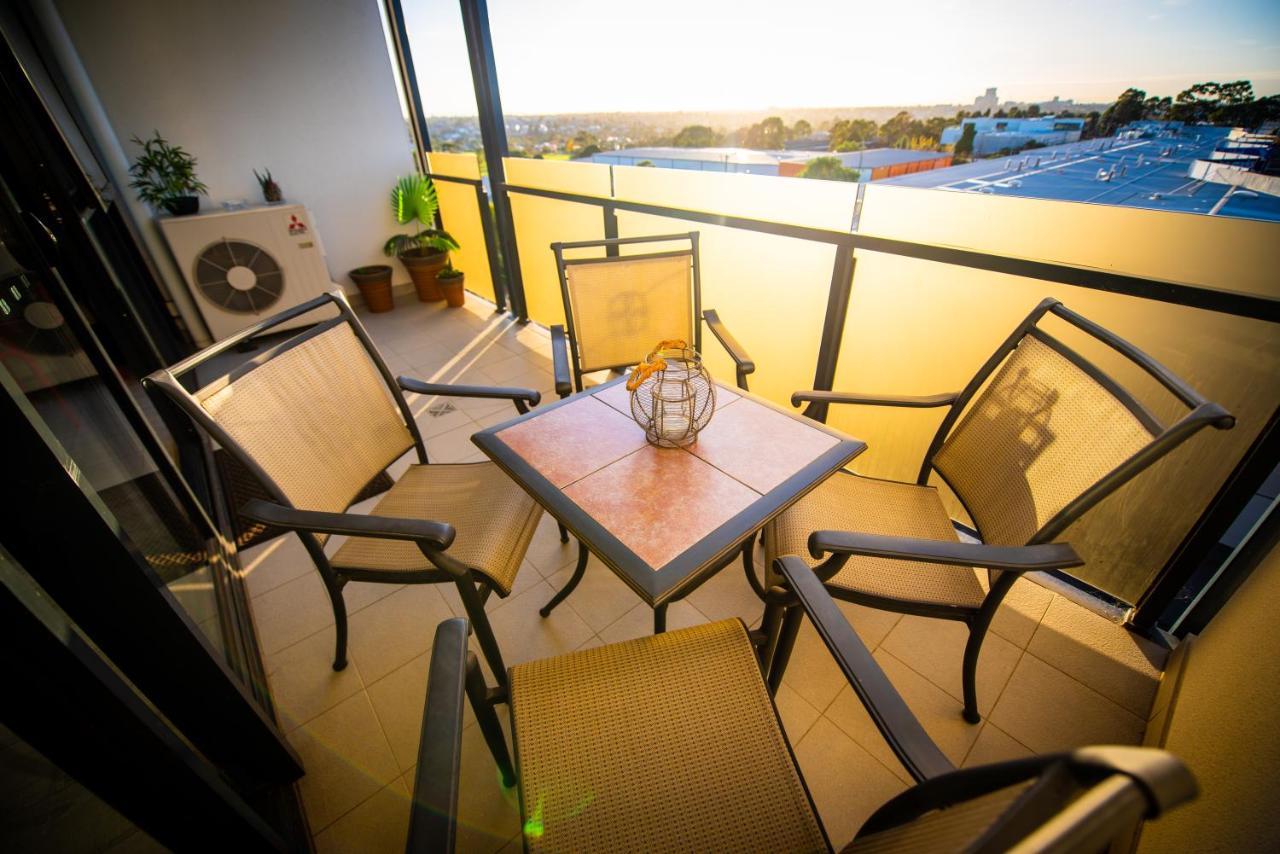 Modern, Clean, Luxury At The Right Price..... Appartement Maribyrnong Buitenkant foto