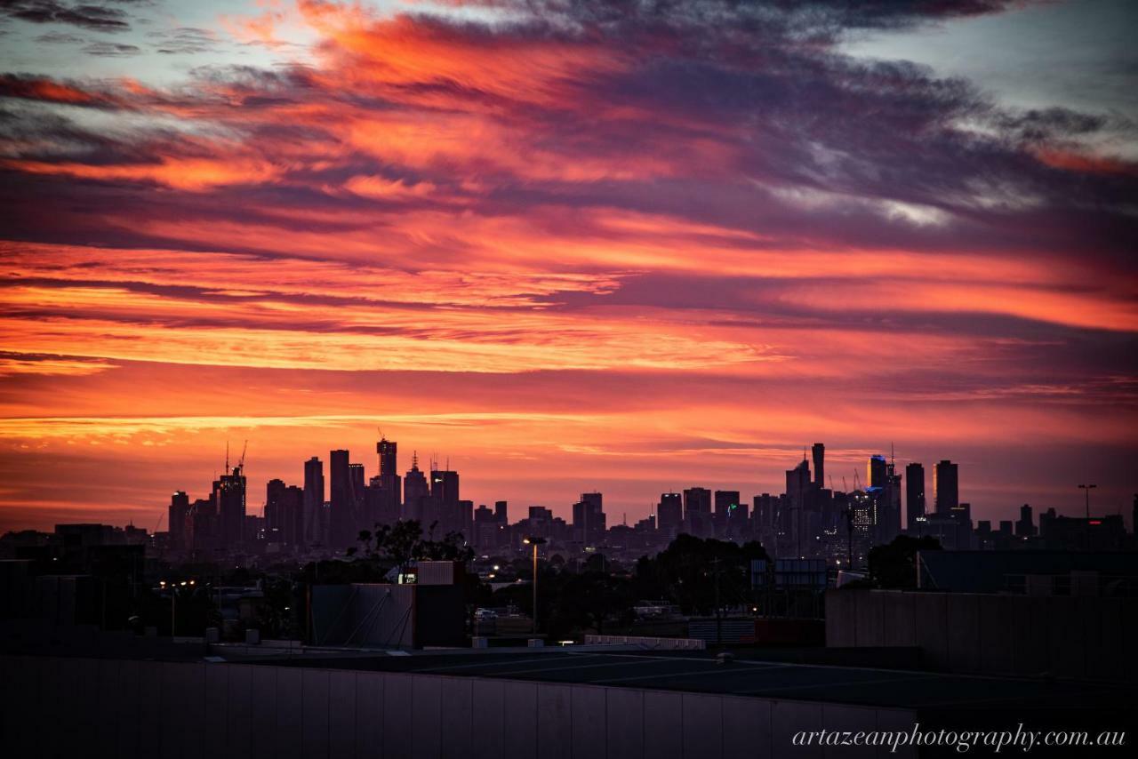 Modern, Clean, Luxury At The Right Price..... Appartement Maribyrnong Buitenkant foto