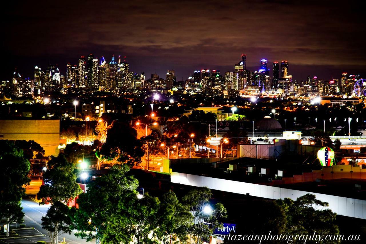 Modern, Clean, Luxury At The Right Price..... Appartement Maribyrnong Buitenkant foto